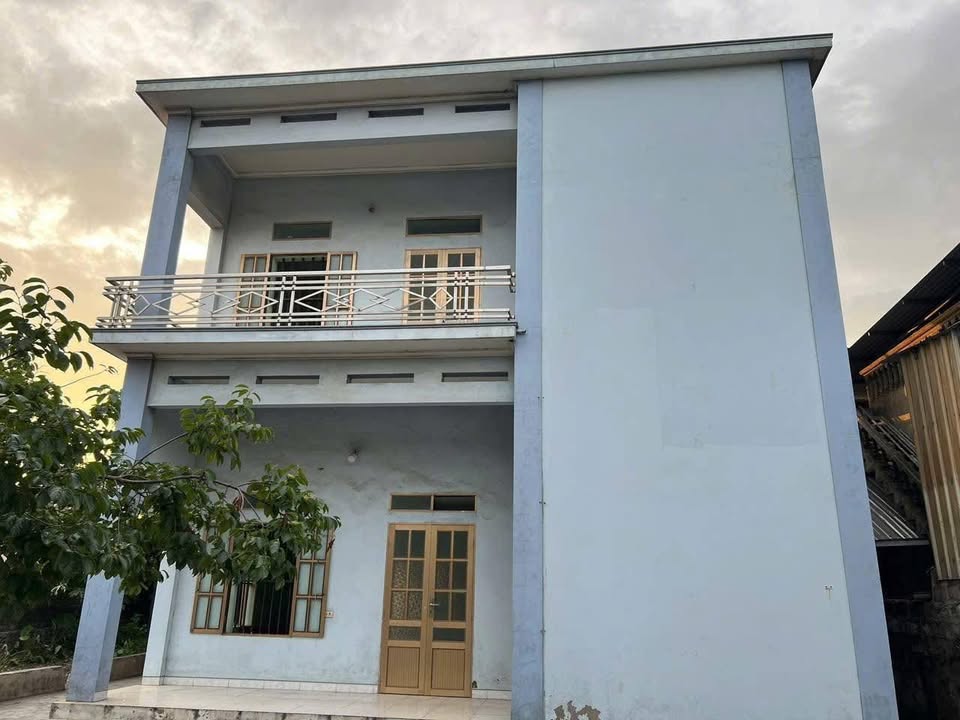 Nhà 2 tầng Duy Tân Kinh Môn 235m² giá thỏa thuận - Ô tô vào tận nhà!