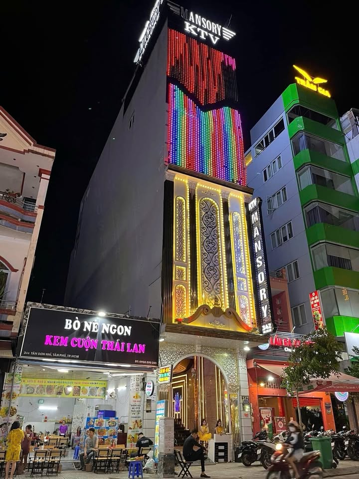 Toà Nhà Mặt Tiền Tân Sơn Nhì - Q.Tân Phú 136.5m² Giá 36 Tỷ - Đầu Tư Sinh Lời