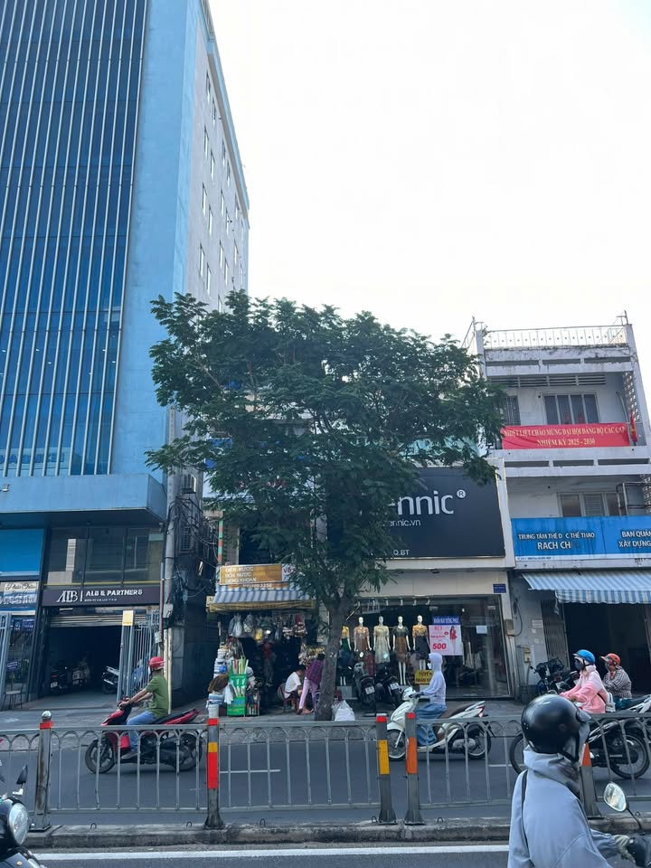 FrontHouse Xô Viết Nghệ Tĩnh, Bình Thạnh 88m² giá 27 tỷ - Đầu tư sinh lời ngay!