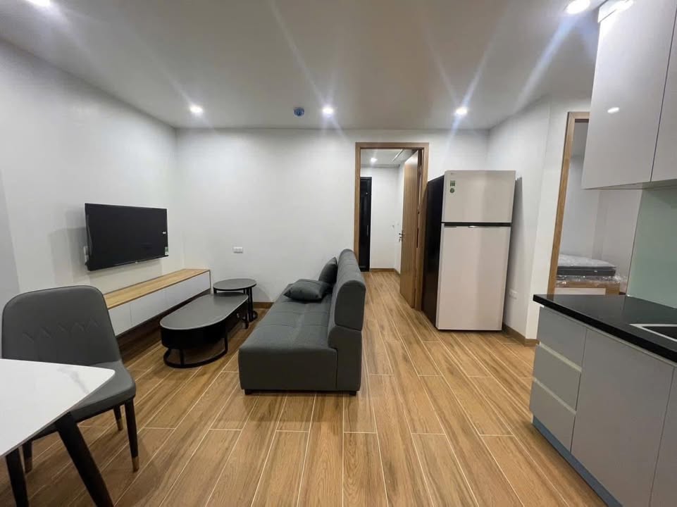 Căn hộ 2 ngủ 1 khách tại Đống Đa 65m² - Full nội thất, vào ở ngay!