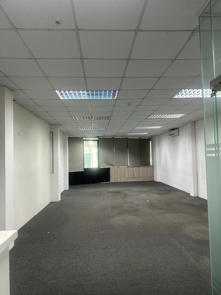 Cho thuê văn phòng đường Vương Thừa Vũ, Thanh Xuân 100m² - Không gian làm việc lý tưởng!