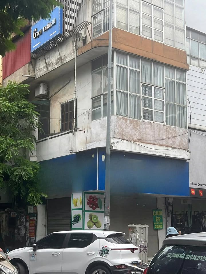 Nhà mặt phố lô góc Lạc Trung 30m² giá 27 triệu - Kinh doanh thuận lợi!