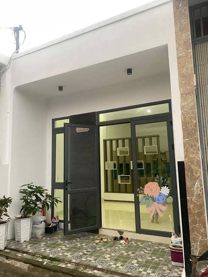 Nhà cho thuê hẻm 233 Xô Viết Nghệ Tĩnh Buôn Ma Thuột 2PN giá 5 triệu - Tiện nghi đầy đủ, vị trí trung tâm!