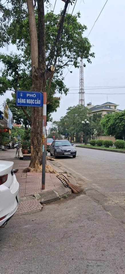 Bán nhà mặt đường Đặng Ngọc Cầu, Nam Định 62m² giá 5 tỷ - Đầu tư sinh lời ngay!