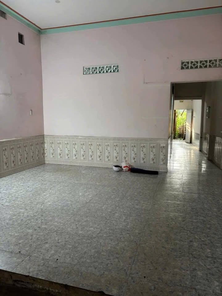 Nhà nguyên căn cho thuê mặt tiền đường QLO 20, P3 Bảo Lộc - Giá chỉ 3.5 triệu/tháng