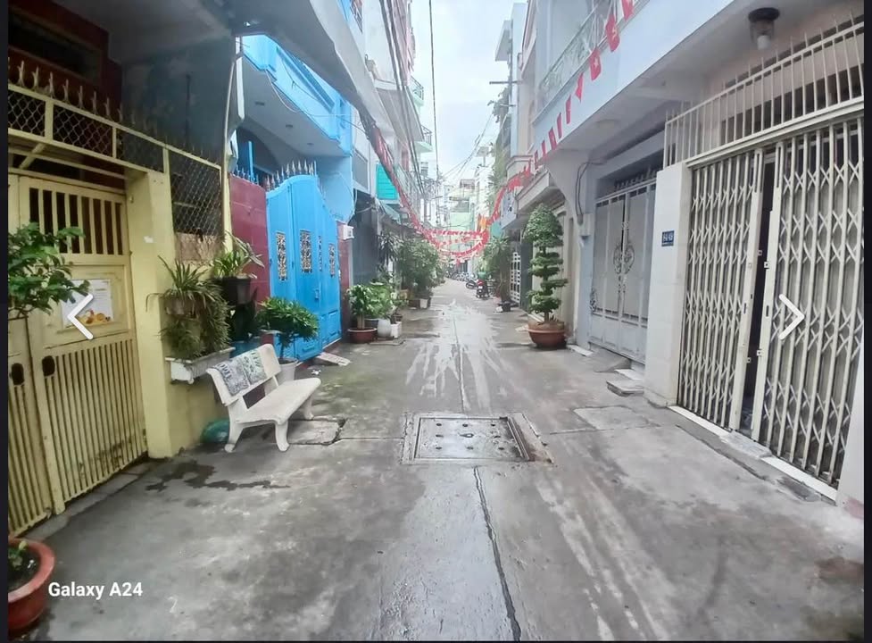 Nhà Hẻm Xe Tải Hoà Hưng, Quận 10, Diện Tích 44m² - Chính Chủ Bán Gấp!