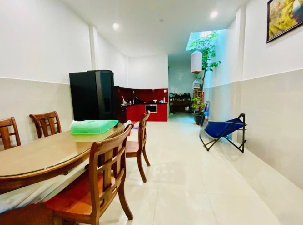 Nhà phố quận 11, 81m² giá 14.48 tỷ - Vị trí đẹp, tiện ích đầy đủ!