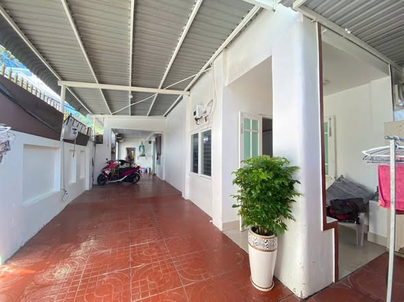 Nhà Homestay Đẹp Gần Biển Thanh Hải, 155m² Giá 5.5 Tỷ - Đầu Tư Sinh Lời Ngay!