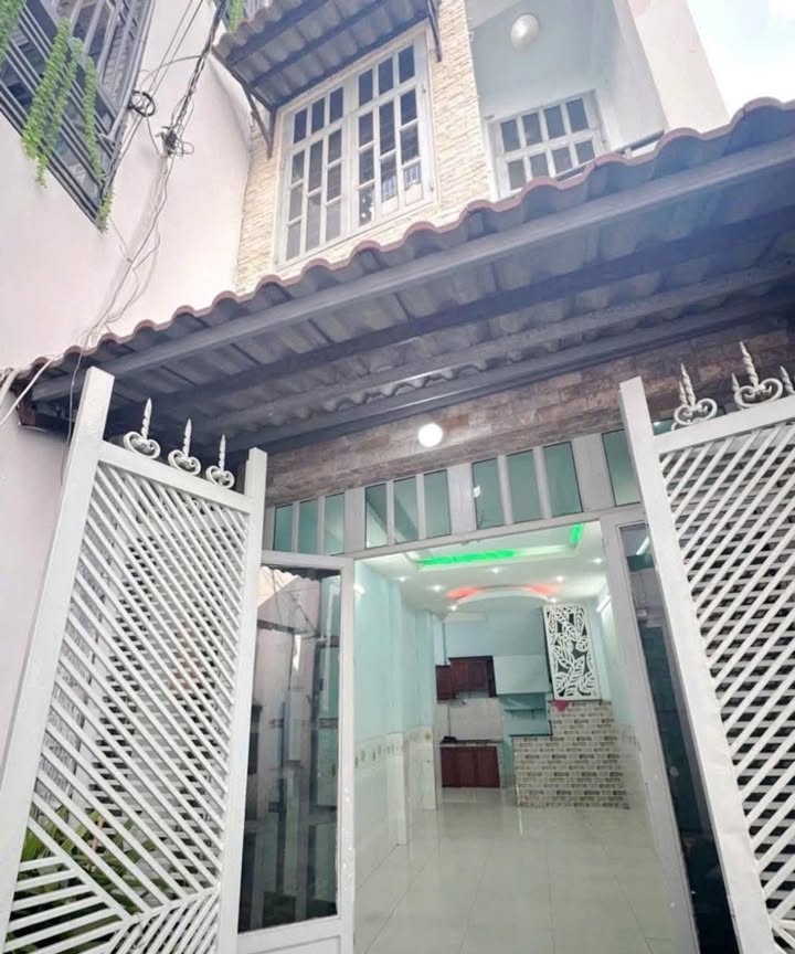 Nhà riêng tại Vincom Quang Trung, Gò Vấp - 21m² giá 4.35 tỷ - Pháp lý rõ ràng!