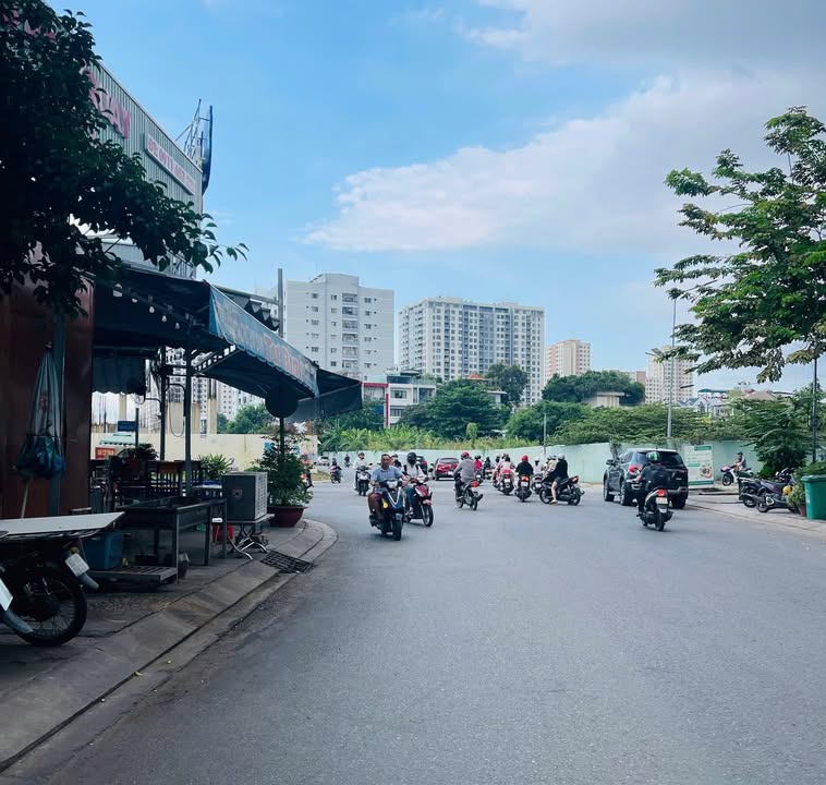 Nhà phố cho thuê đường Trần Lựu, An Phú, Quận 2 - Diện tích 80m², phù hợp làm văn phòng