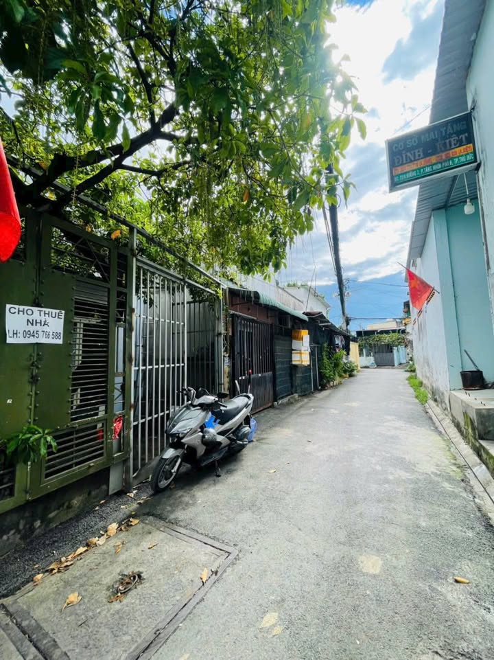 Nhà mặt tiền cho thuê tại Tăng Nhơn Phú B, quận 9 - Diện tích 90m² chỉ 7 triệu/tháng!