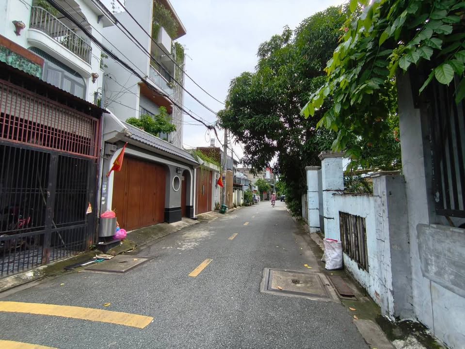 Nhà mặt tiền 430m² tại Trung Chánh Hóc Môn - Kinh doanh đỉnh cao, giá 14 tỷ!