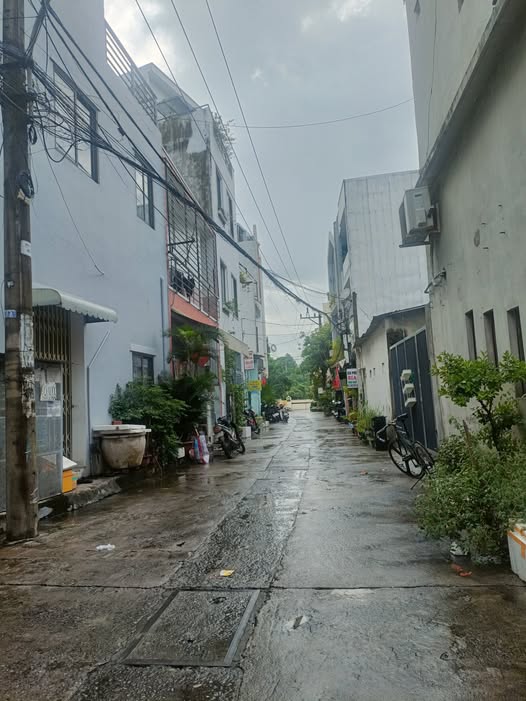 Nhà Hòa Cường Bắc 31m² giá 3.48 tỷ - Mặt kiệt ô tô, thuận lợi kinh doanh!