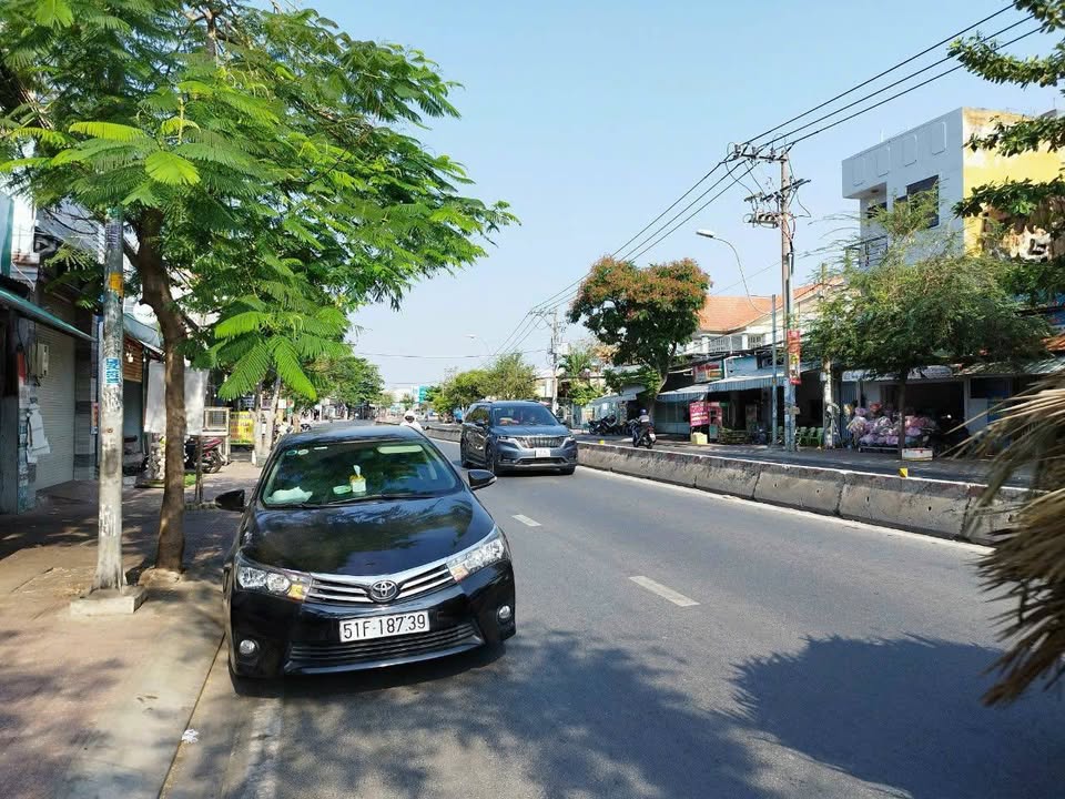 Nhà mặt tiền Huỳnh Tấn Phát Nhà Bè 210m² giá 40 triệu - Mặt tiền kinh doanh đắc địa!