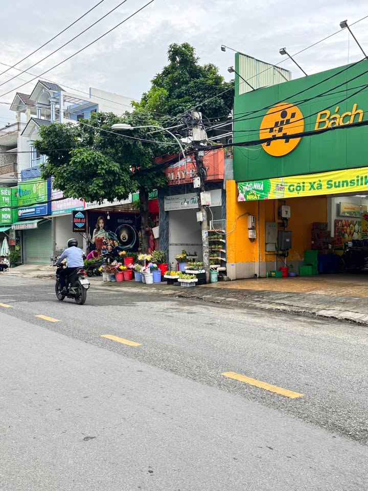 Bán gấp FrontHouse mặt tiền đường Trần Thị Cờ, quận 12, diện tích 185m² - Đầu tư sinh lời ngay!