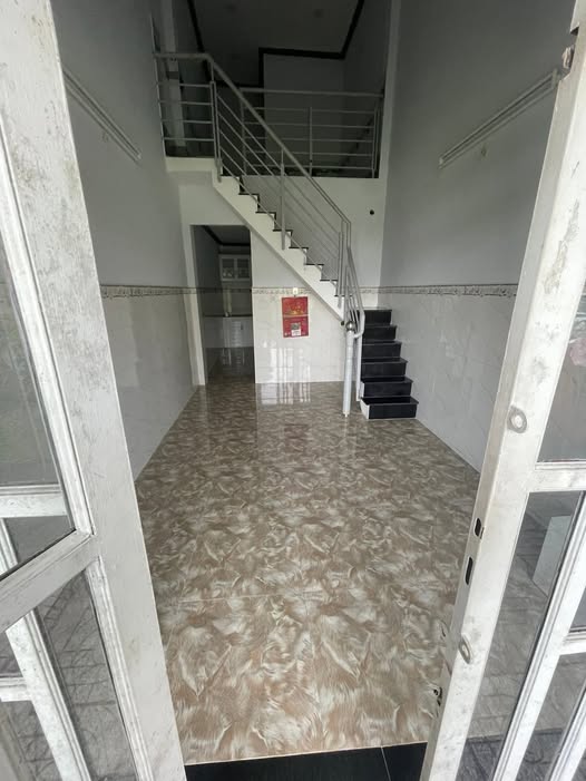 Nhà nguyên căn Hóc Môn Tân Xuân 1 gác chỉ 4 triệu/tháng - Gần nhiều tiện ích!