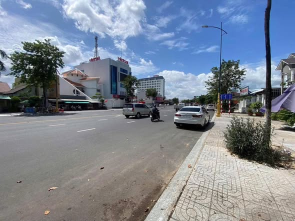 Đất mặt tiền đường 30/4, phường 3, TP Tây Ninh 219m² - Cơ hội đầu tư tuyệt vời!