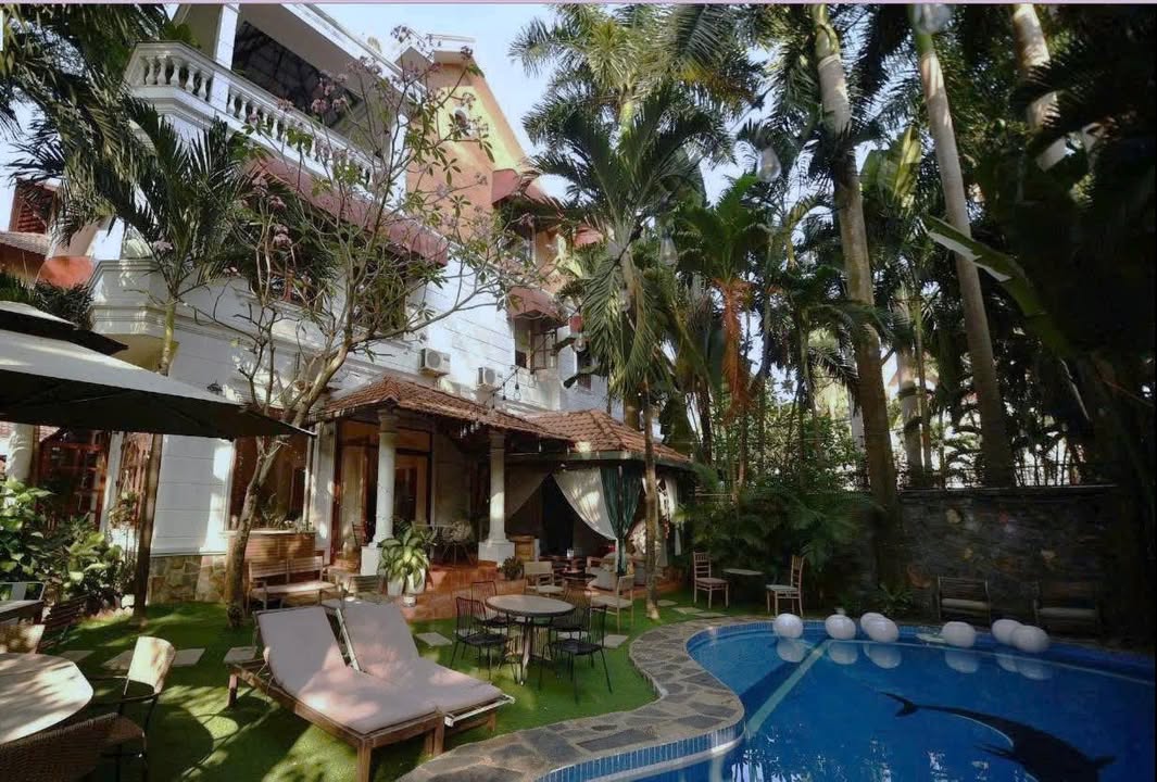 Cho thuê biệt thự sang trọng tại Thảo Điền 5 phòng ngủ giá 96 triệu/tháng - Hồ bơi riêng tư