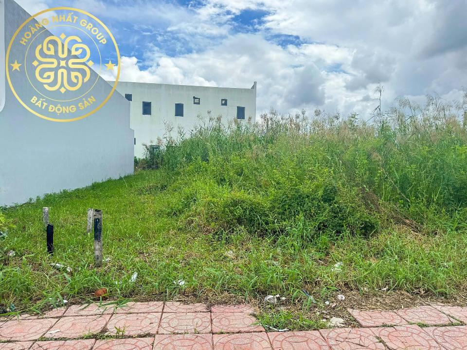 Đất nền KĐT Hoàng Tâm Cà Mau 103m² giá chỉ 750 triệu - Sổ hồng chính chủ!