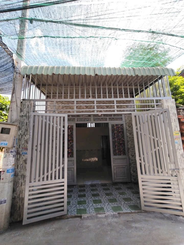 Nhà cho thuê ấp 6 Đông Thạnh 44m² giá 3.5 triệu - Gần chợ gà tiện lợi!