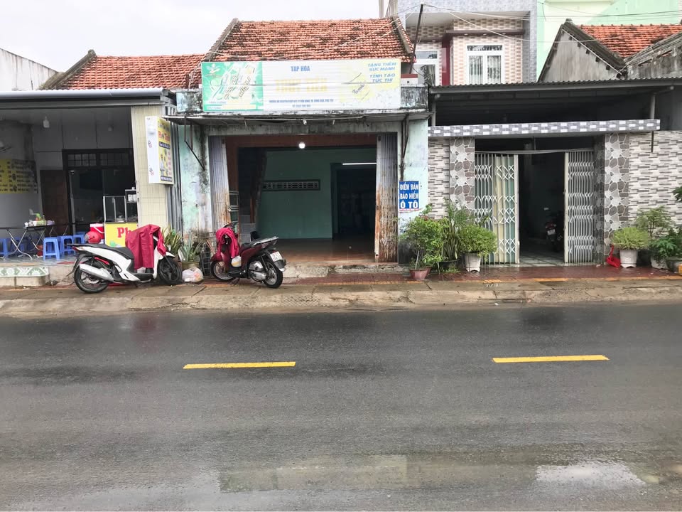 Nhà mặt tiền kinh doanh Đường Võ Nguyên Giáp, Đông Hòa 100m² giá 1.9 tỷ - Đầu tư sinh lời ngay!