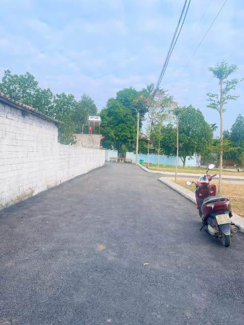 Đất lô góc 100m² tại Sơn Đông, Sơn Tây - Giá chỉ 1 tỷ, vị trí đắc địa!