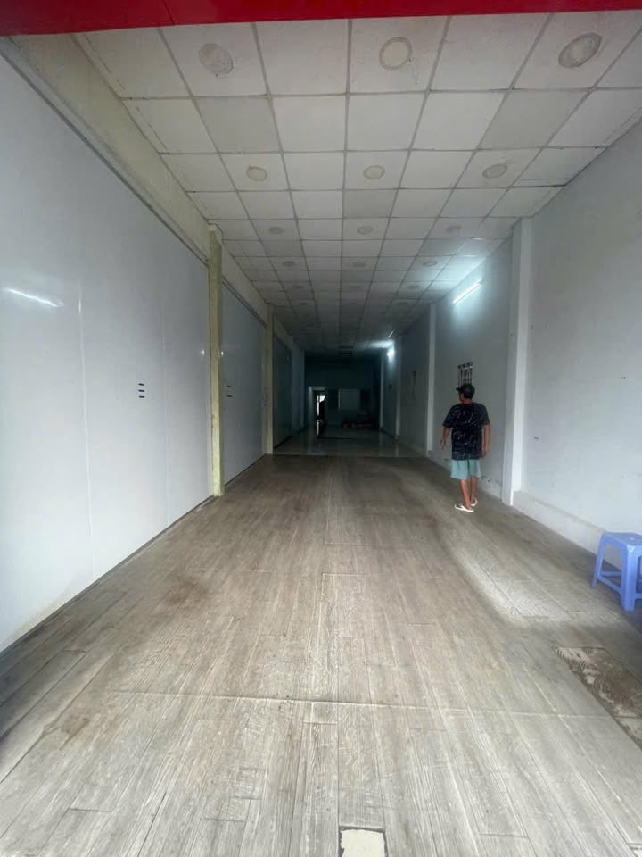 Cho thuê mặt bằng kinh doanh mặt tiền Dương Đình Hội, Q9 - 125m² chỉ 10 triệu/tháng!