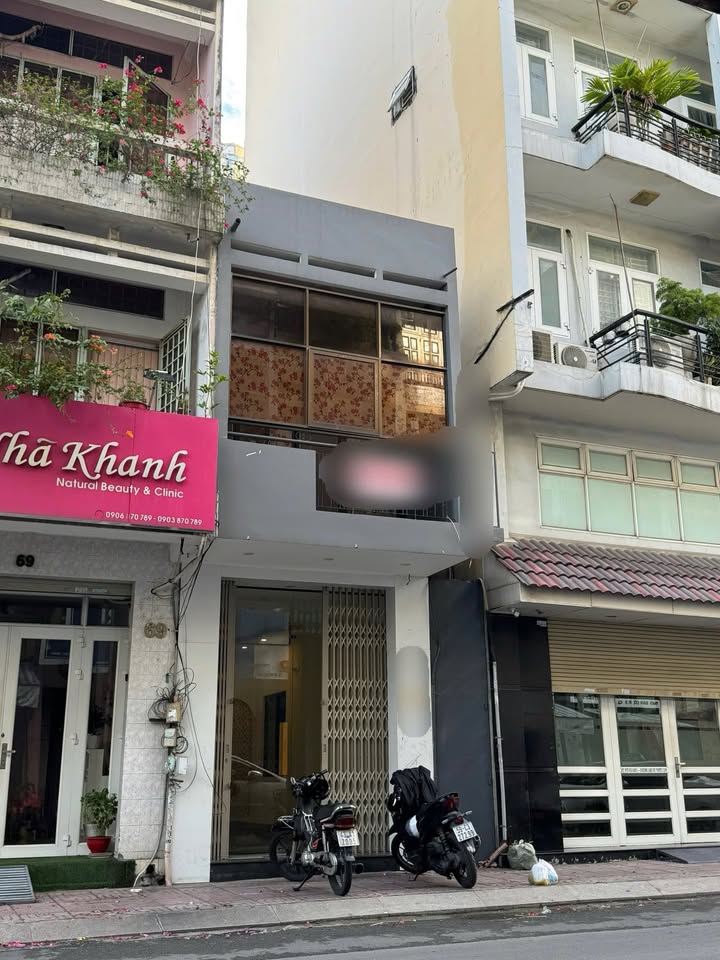 Cho thuê nhà nguyên căn mặt tiền đường Bàn Cờ, quận 3 - Phù hợp kinh doanh và ở ngay!