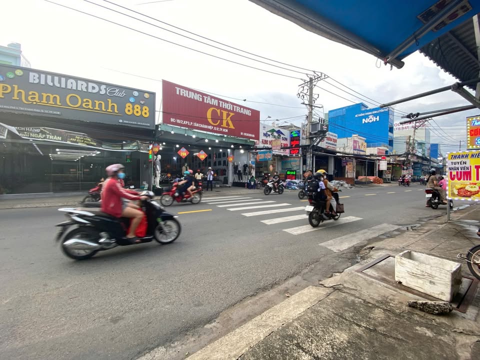 Cho thuê mặt tiền Nguyễn Ảnh Thủ, Tân Chánh Hiệp 140m² - Vị trí đắc địa, thích hợp kinh doanh!