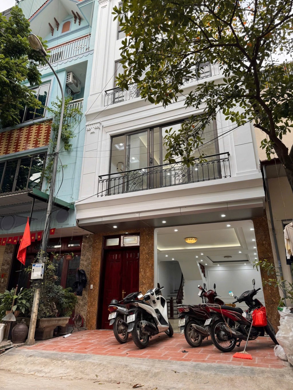 Nhà phố Văn Quán, Hà Đông 55m² giá 13 tỷ - Kinh doanh đỉnh cao!