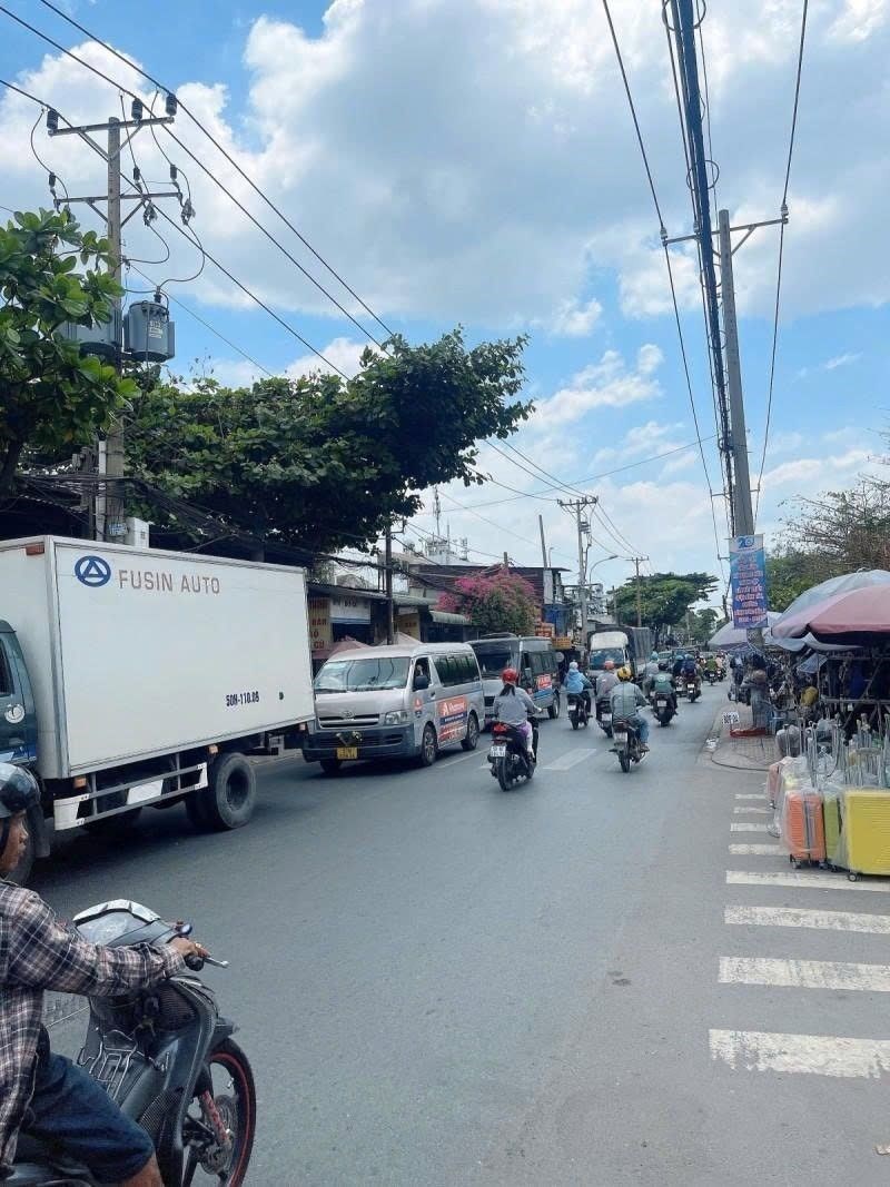 Nhà 2 mặt tiền Bình Long, 165m² giá 16 tỷ - Cơ hội đầu tư sinh lời!