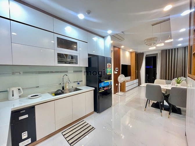 Căn hộ Carillon 5 Tân Phú 105m² giá 5.300 tỷ - Nội thất đầy đủ, view đẹp!