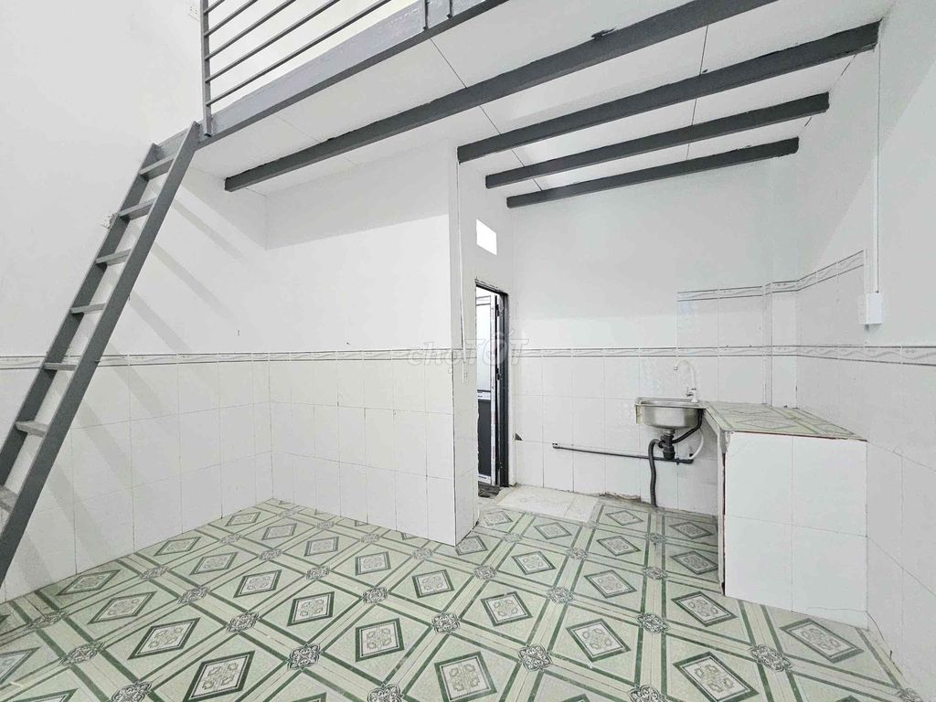 Phòng cho thuê 25m² tại Tiền Lân 14, giá 2.5 triệu - Chính chủ tiện nghi chính xác