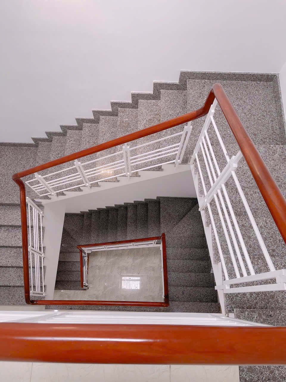 Nhà mặt tiền Lê Thanh Nghị, Hòa Cường Bắc 71m² giá 13.5 tỷ - Kinh doanh sầm uất!