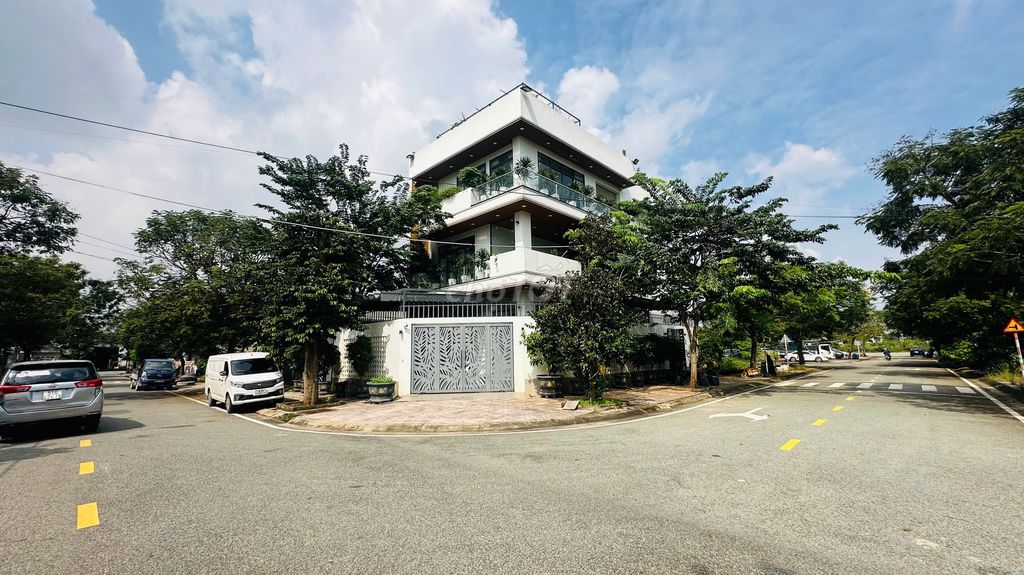 Đất xây biệt thự KDC Châu Thới, phường Bình An, Tp Dĩ An 197,5m² giá 8,25 tỷ - Vị trí đắc địa, cơ hội đầu tư hấp dẫn!