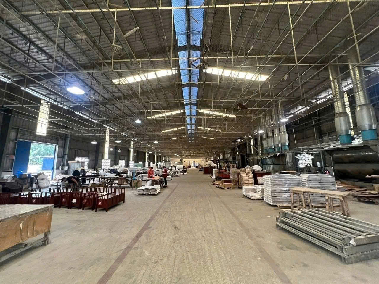 Xưởng cho thuê tại Tân Uyên, Bình Dương 2800m² - Hoạt động ngay!