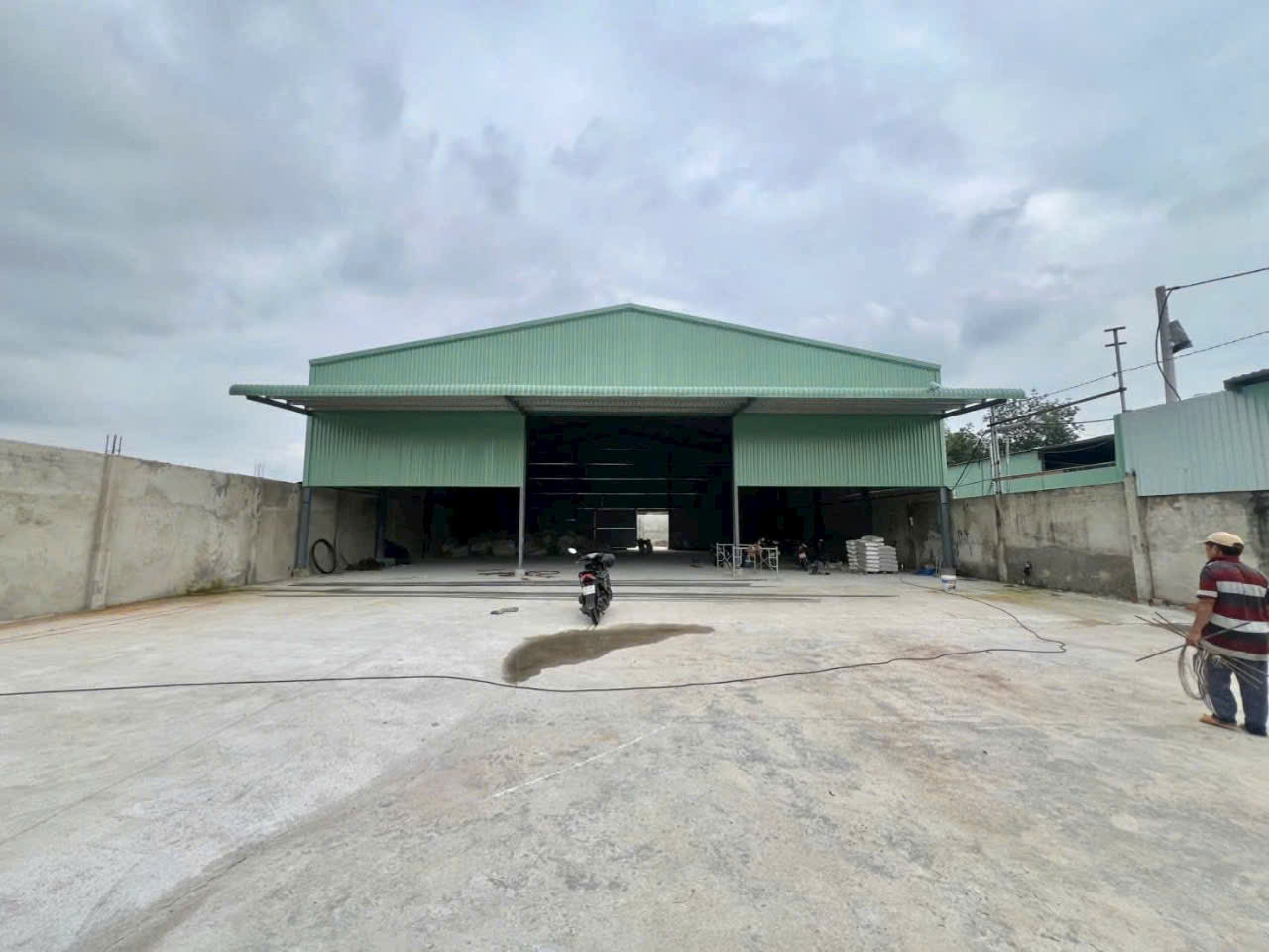 Cho Thuê Nhà Xưởng Phường Phú Tân, Thủ Dầu Một - Diện tích 4.600m², Giá 30 triệu - Phù hợp nhiều ngành nghề!