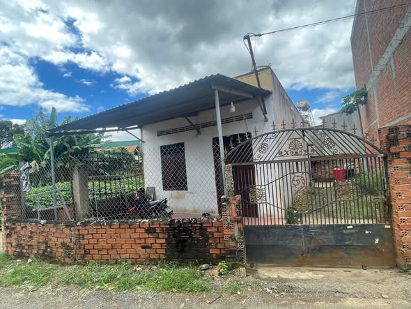 Nhà cấp 4 đường Phan Huy Chú, Buôn Ma Thuột 96m² giá 1.75 tỷ - Cơ hội đầu tư tuyệt vời!