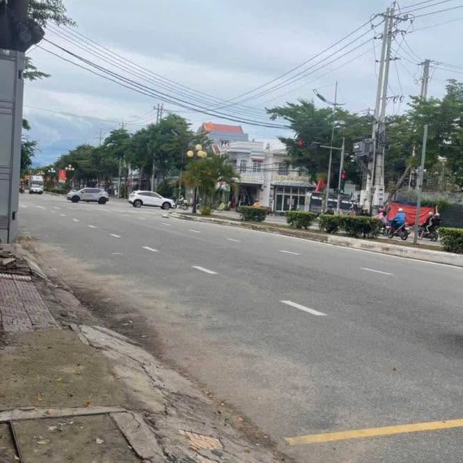 Nhà mặt tiền đường Thống Nhất Phan Rang 106m² giá 3.3 tỷ - Đầu tư sinh lời ngay!