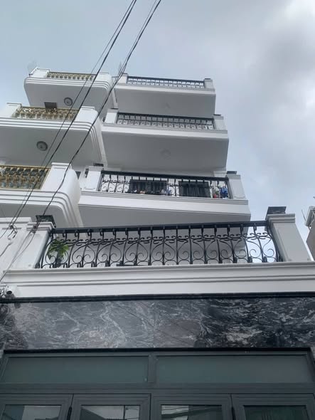 Nhà phố Âu Cơ, Quận Tân Bình 64.8m² giá 13.2 tỷ - Đầu tư sinh lời ngay!