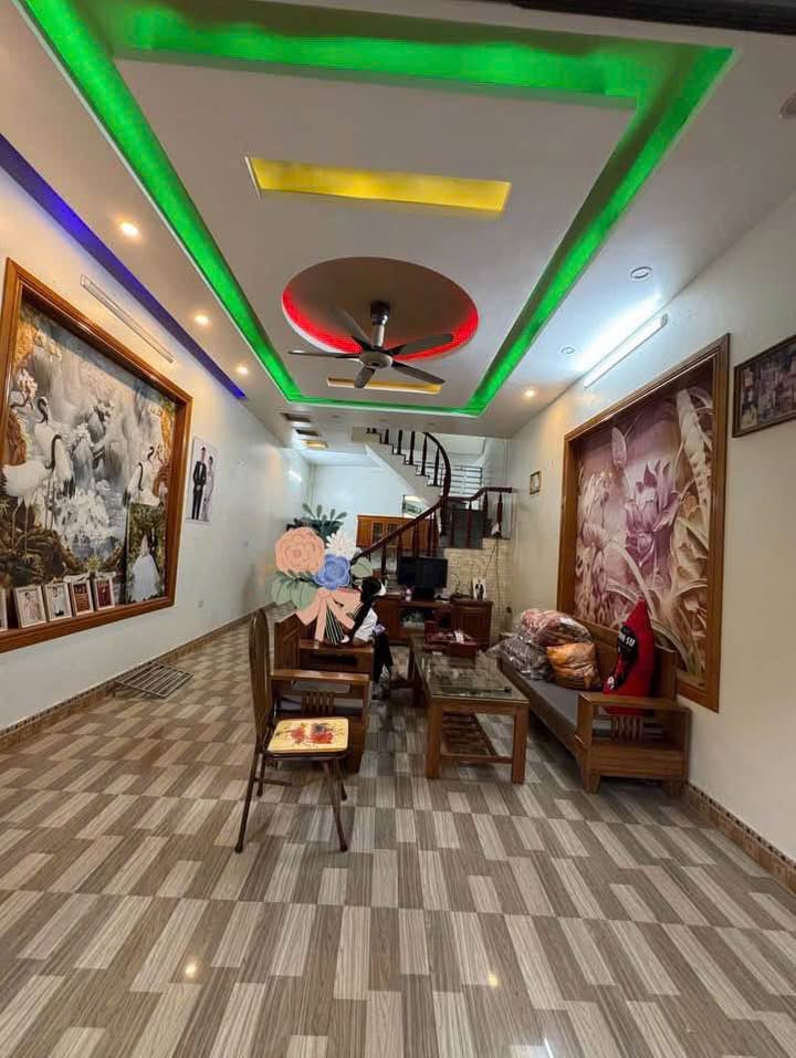 Nhà 2 tầng chính chủ Ngọc Châu 50m² giá 1.7 tỷ - An ninh tốt, gần chợ!