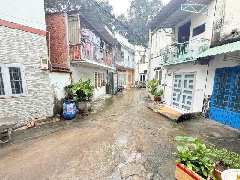 Nhà 1 Lầu Hẻm Xe Hơi Bình Chiểu Thủ Đức 82.6m² chỉ 4.1 Tỷ - Sẵn Sàng Vào Ở!