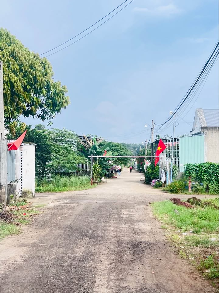 Đất nền Đồng Xoài 1200m² giá 1.02 tỷ - Hướng Bắc, gần trục chính Phương Đông