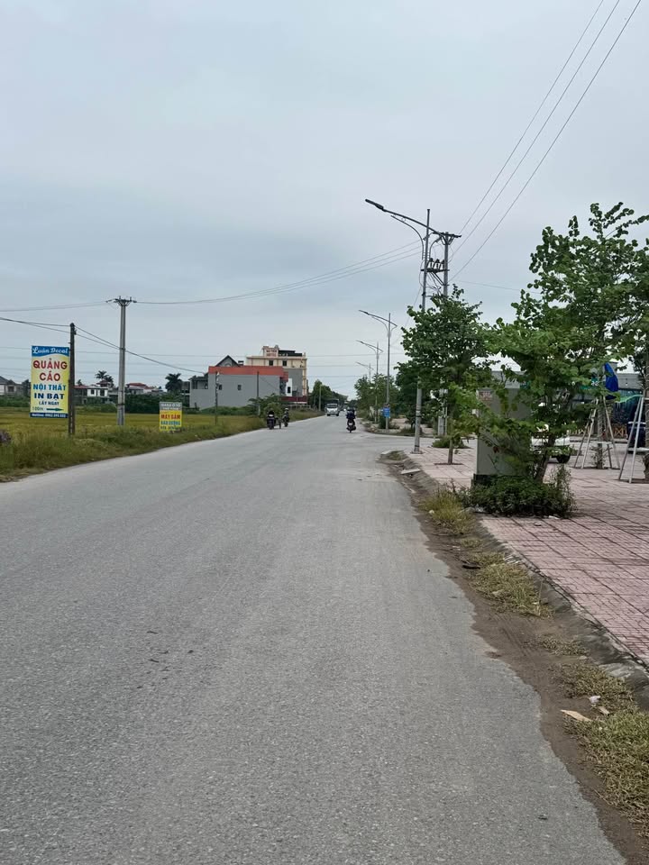 Đất lô góc An Bài, Quỳnh Phụ 179.7m² - Vị trí cho thuê kinh doanh hấp dẫn!