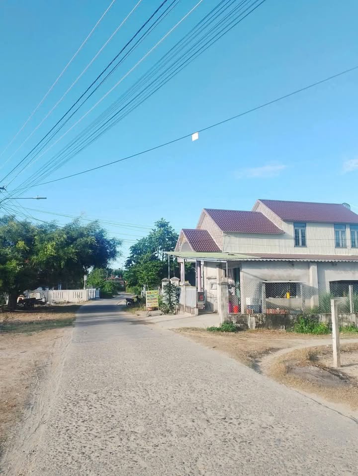 Đất nền mặt tiền đường Nam Phước, Đức Phổ, Quảng Ngãi 264m² giá 700 triệu - Kinh doanh tốt, ở ngay!