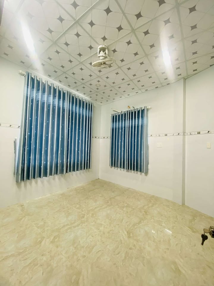 Nhà nguyên căn cho thuê tại TP. Mỹ Tho 2 phòng ngủ giá 8 triệu - Gần trung tâm