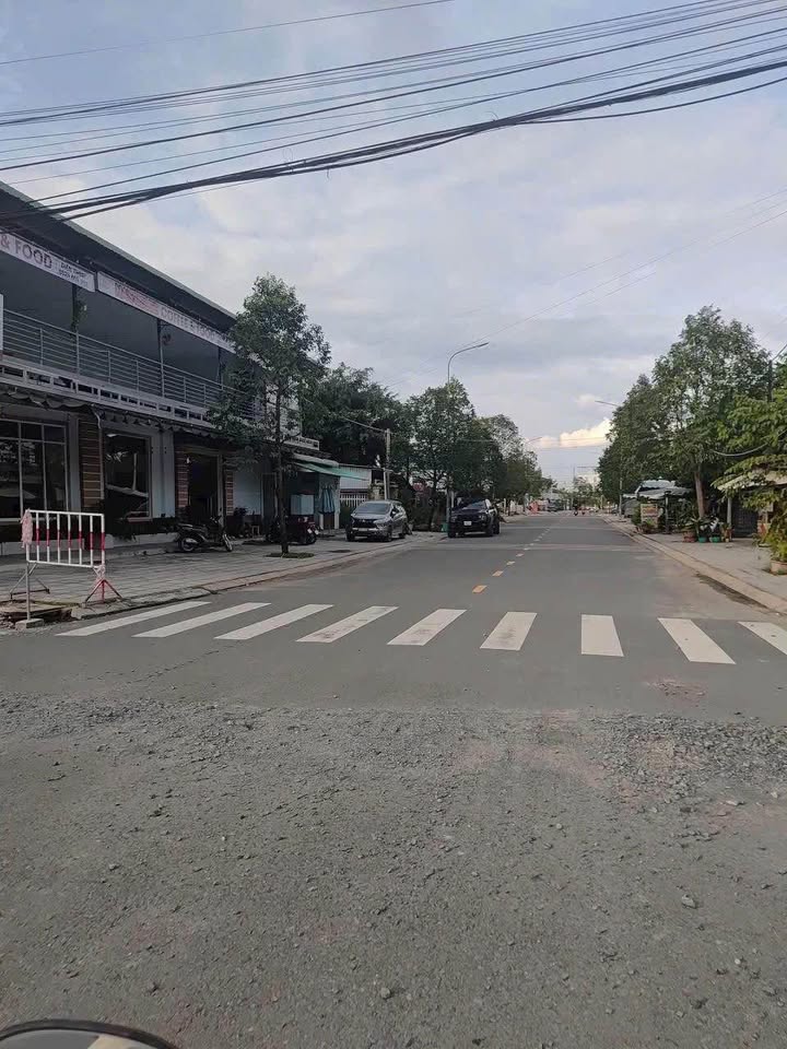 Đất Mặt Tiền Đường Nguyễn Văn Bạch, Tây Ninh 150m² giá 3.5 tỷ - Tặng nhà cấp 4 vào ở ngay!