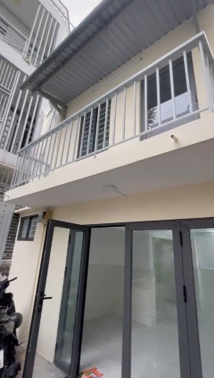 Nhà nguyên căn hẻm 1/ Đường Cách Mạng Tháng 8, Quận 10, 40m² - Phù hợp kinh doanh online!