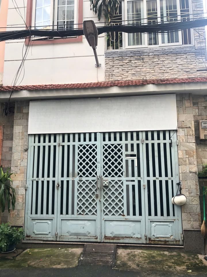 Cho thuê mặt bằng kinh doanh hẻm xe hơi Lê Văn Sỹ 70m² - Khu vực sầm uất, tiện lợi!