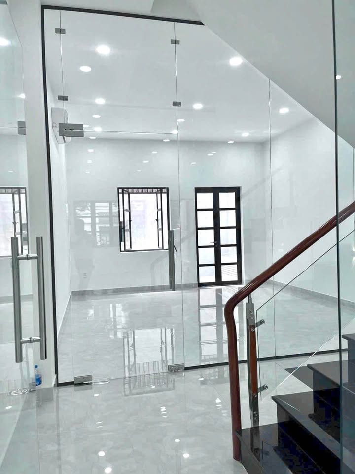 Văn phòng cho thuê tại Cityland, Gò Vấp 40m² giá 5-6 triệu - Full nội thất theo yêu cầu!